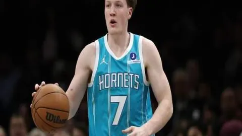 76人败给步行者，恩比德遭遇鼻骨骨折；骑士战胜奇才锁定胜利